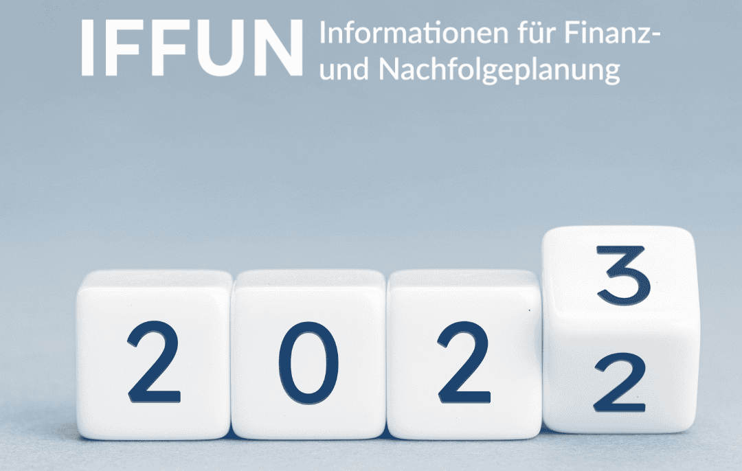 Jahreswechsel von 2022 zu 2023 auf Würfeln