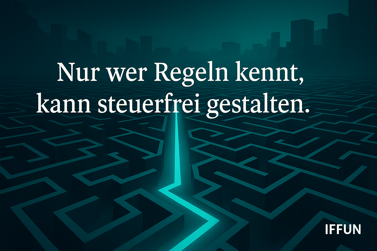 Text auf einem Labyrinth-Hintergrund.