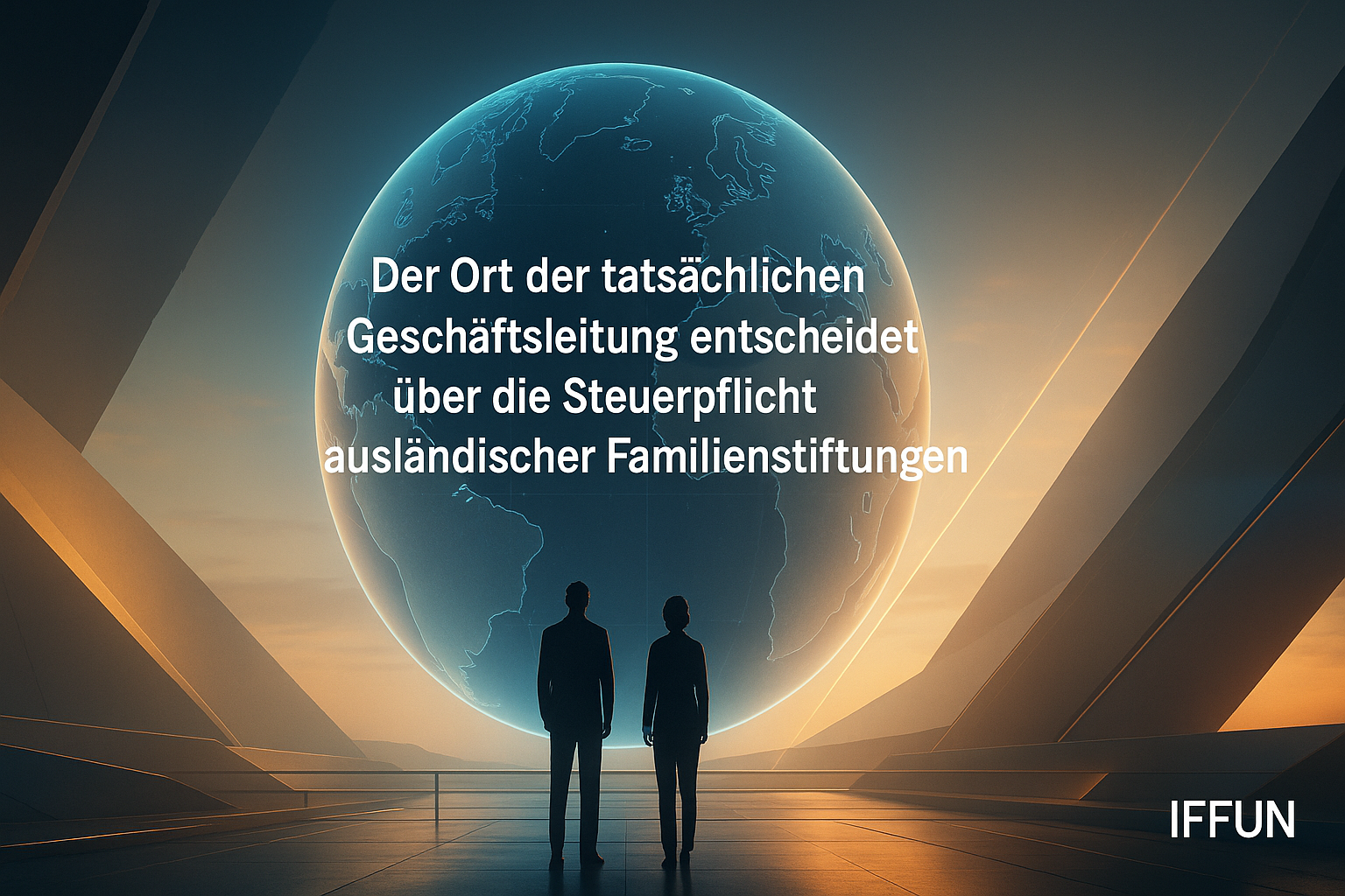 Zwei Personen vor einer großen Weltkugel im Büro